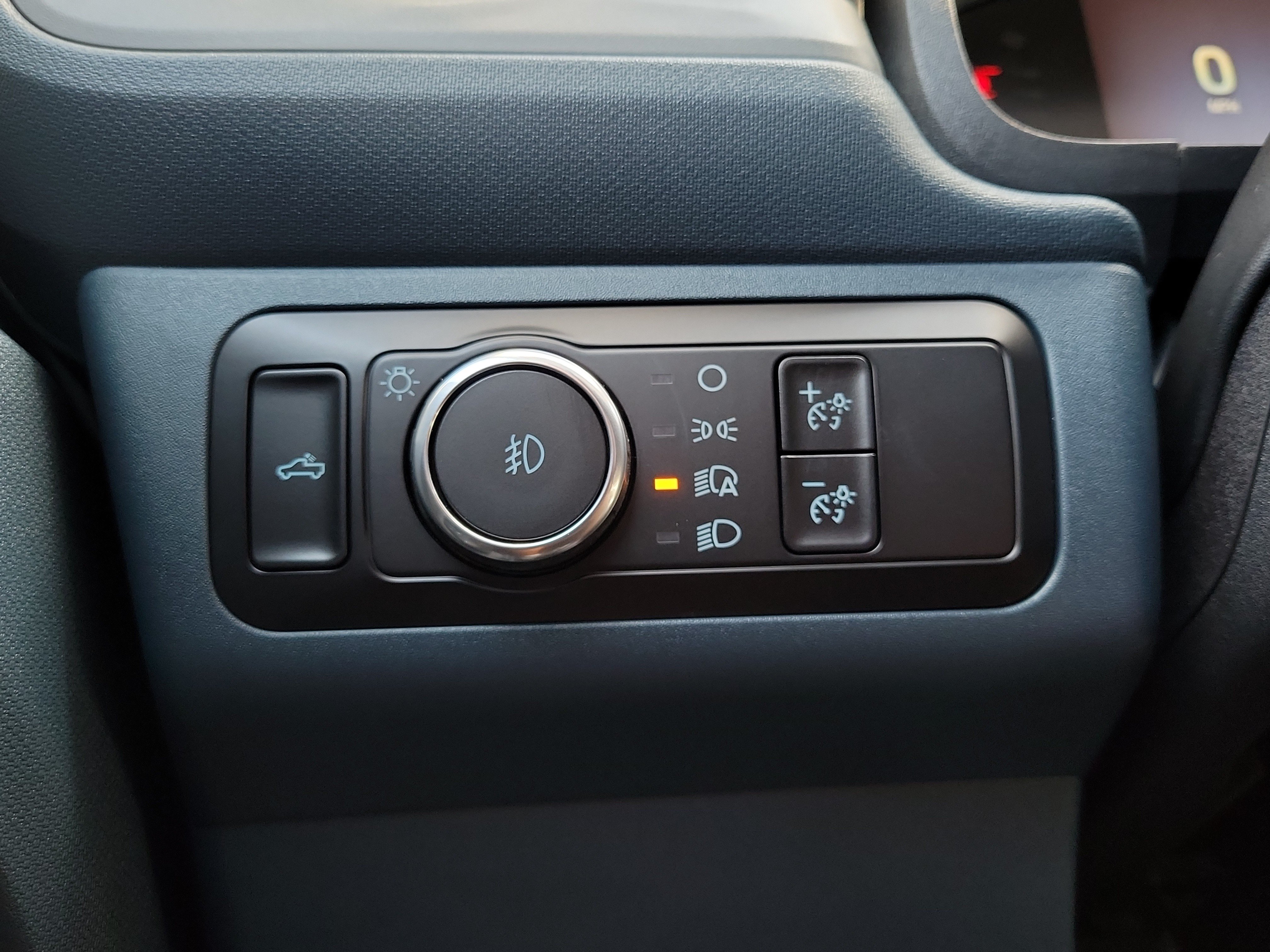 Certified 2025 Ford Maverick Lobo AWD/4WD image 27
