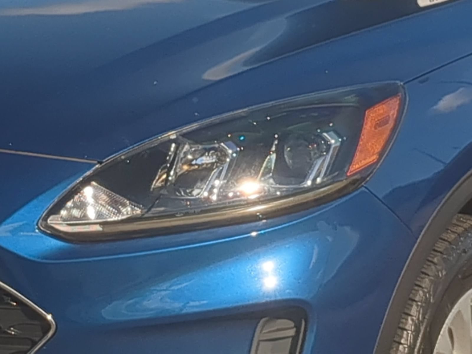 Certified 2022 Ford Escape SE AWD/4WD image 9