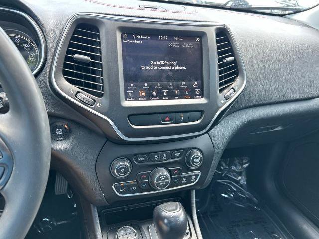 Used 2022 Jeep Cherokee Trailhawk w/ Sun, Sound & Nav Group AWD/4WD image 31