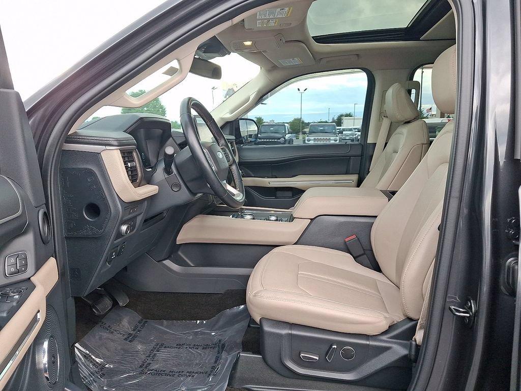 Certified 2022 Ford Expedition Max Limited AWD/4WD image 15