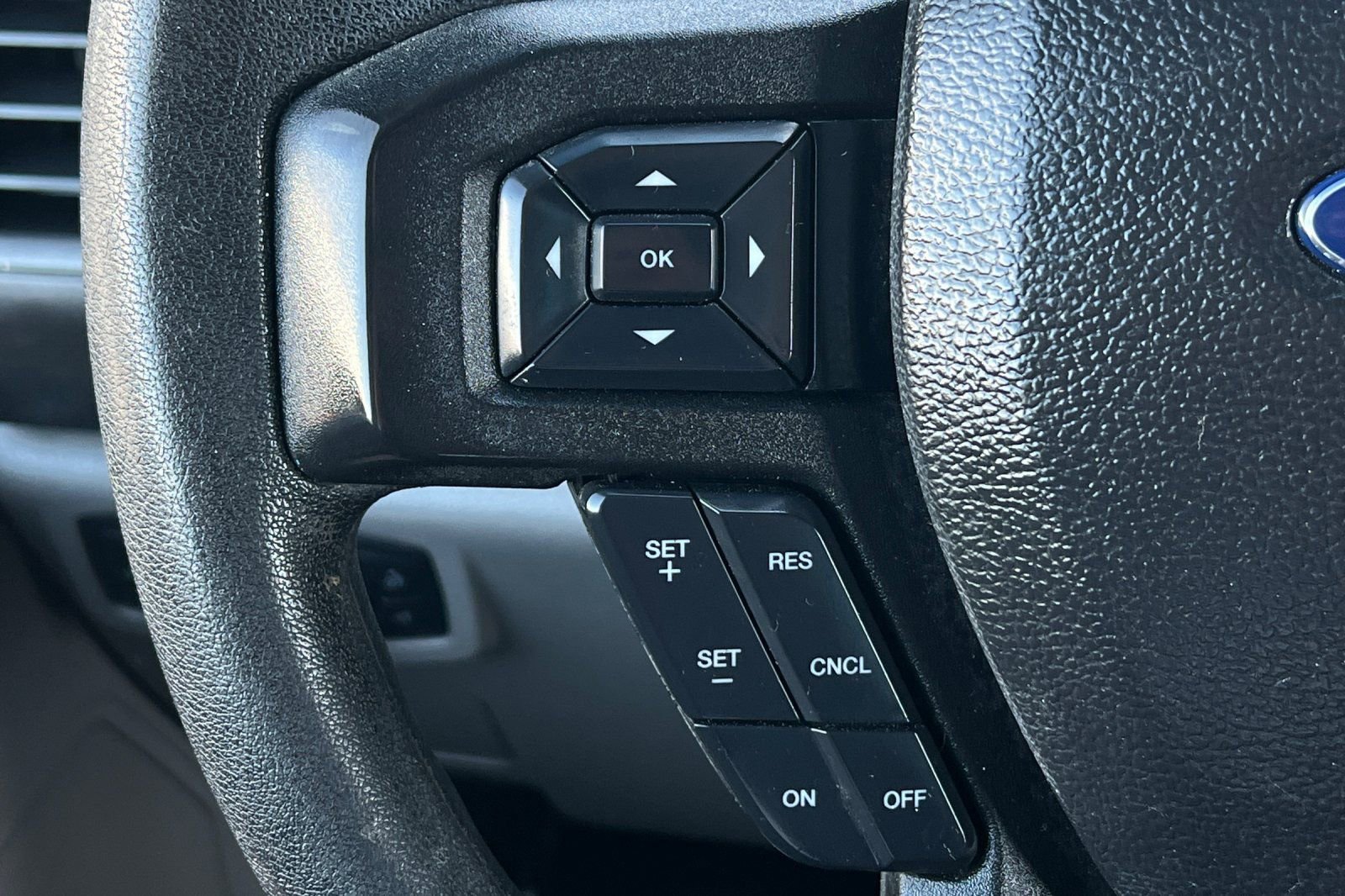 Certified 2018 Ford F250 XL w/ Power Equipment Group image 23