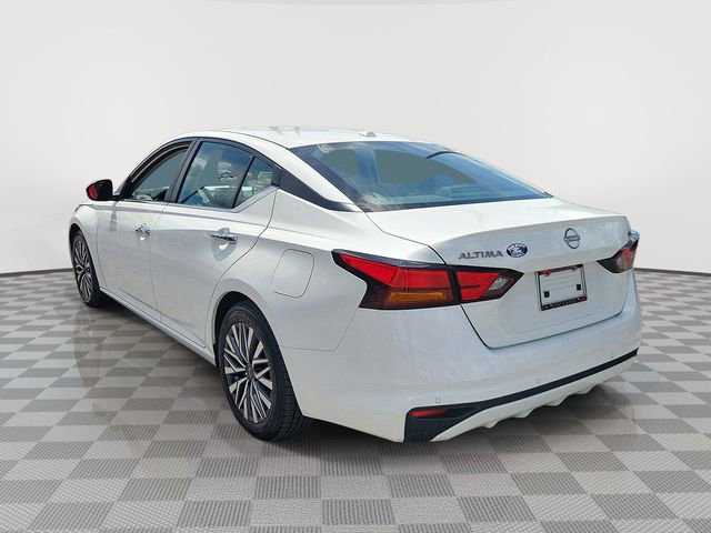 Used 2023 Nissan Altima 2.5 SV FWD image 4
