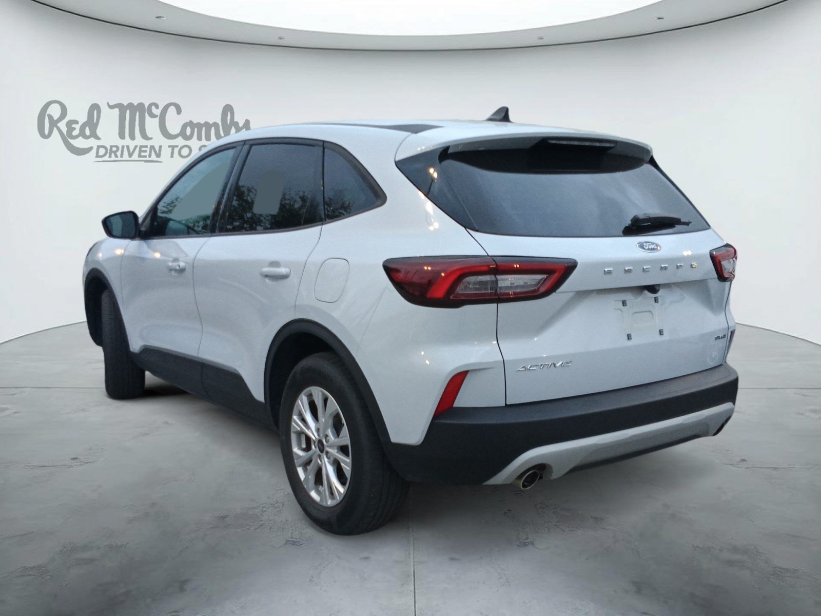 Certified 2025 Ford Escape Active AWD/4WD image 5