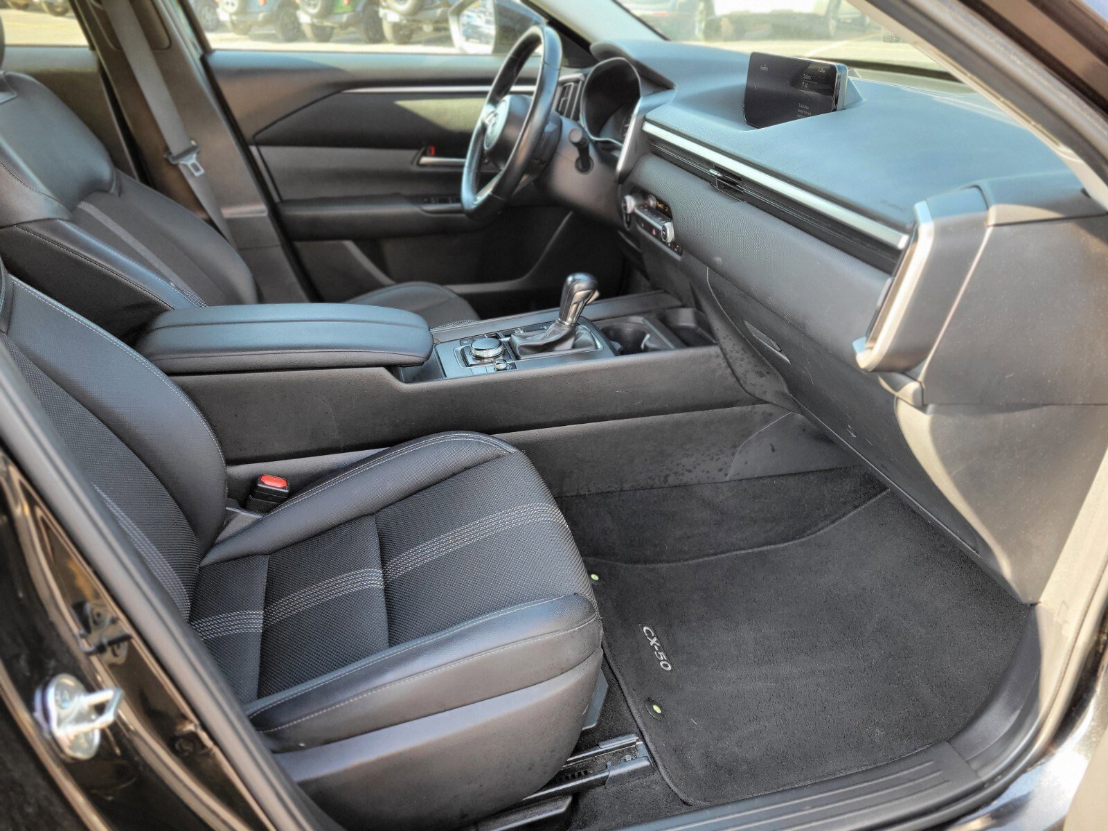 Used 2023 MAZDA CX-50 2.5 S w/ Preferred Plus Pkg image 12