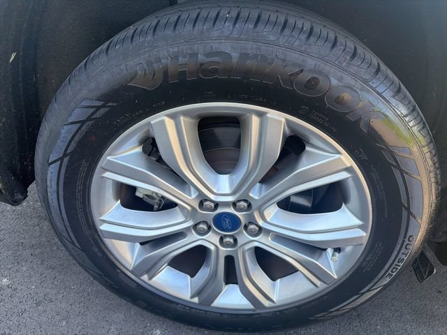 Certified 2022 Ford Edge Titanium AWD/4WD image 24