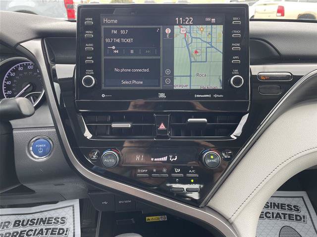 Used 2022 Toyota Camry XLE w/ Navigation Upgrade Package FWD image 22