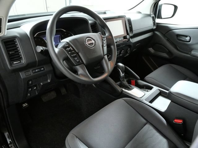 Used 2022 Nissan Frontier S w/ Technology Package AWD/4WD image 4