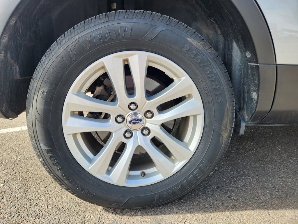 Certified 2018 Ford Explorer XLT image 18