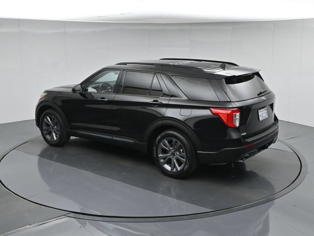 Certified 2023 Ford Explorer XLT w/ Equipment Group 202A RWD image 45