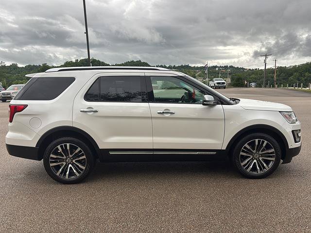 Certified 2017 Ford Explorer Platinum AWD/4WD image 5