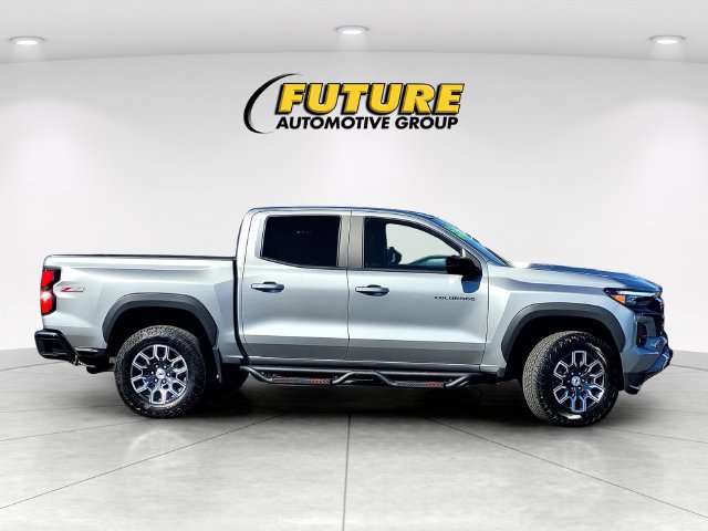Used 2026 Chevrolet Colorado Z71 AWD/4WD image 3