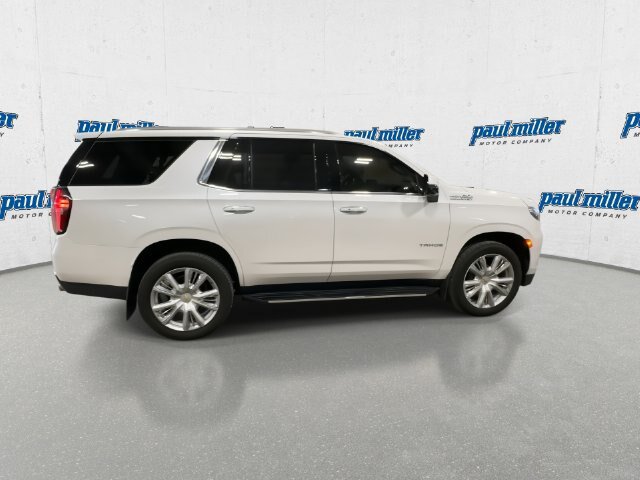 Used 2024 Chevrolet Tahoe High Country AWD/4WD image 12