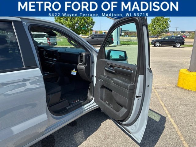 Used 2024 Chevrolet Silverado 1500 RST w/ All Star Edition Plus AWD/4WD image 31