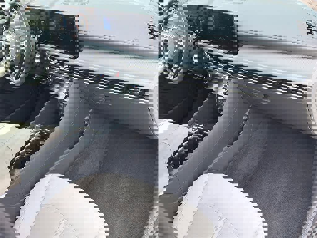 Used 2025 Hyundai Sonata SEL image 13