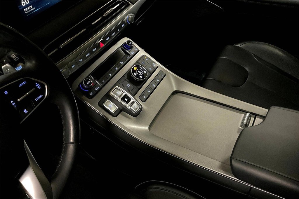 Used 2021 Hyundai Palisade Limited image 16