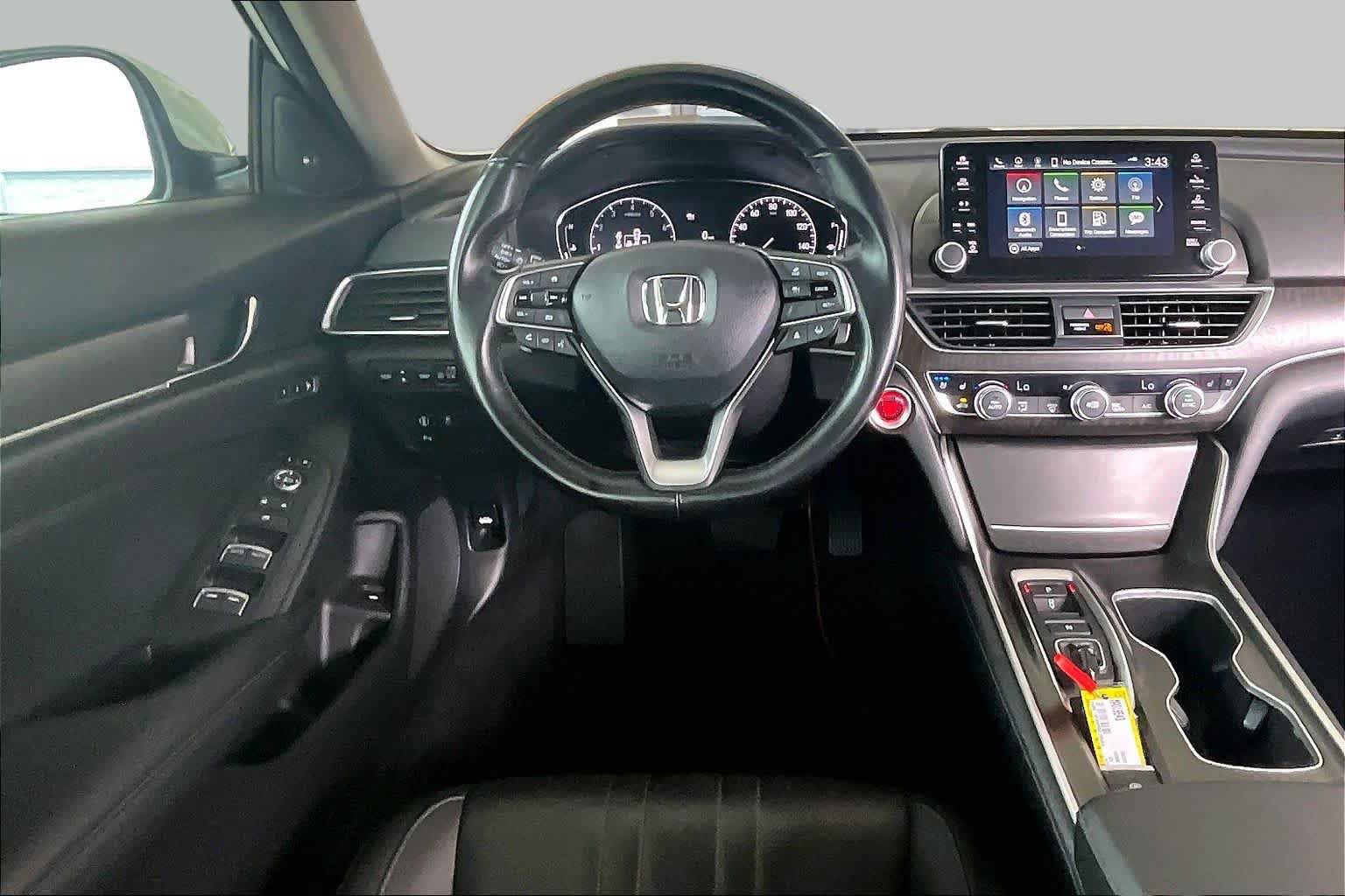 Used 2021 Honda Accord Touring image 6