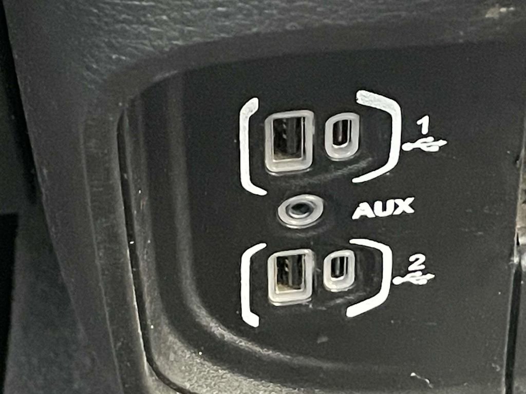 Used 2024 RAM 2500 Big Horn image 27