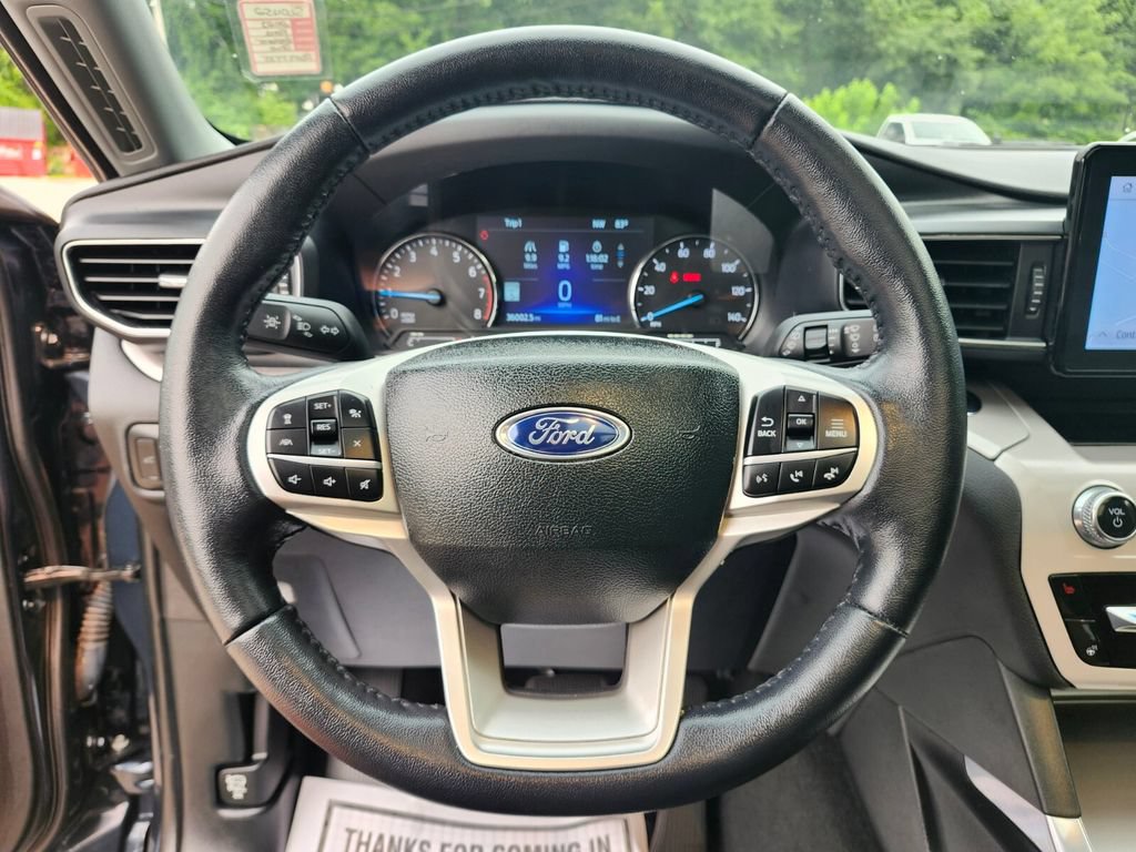 Certified 2023 Ford Explorer XLT w/ Equipment Group 202A AWD/4WD image 29