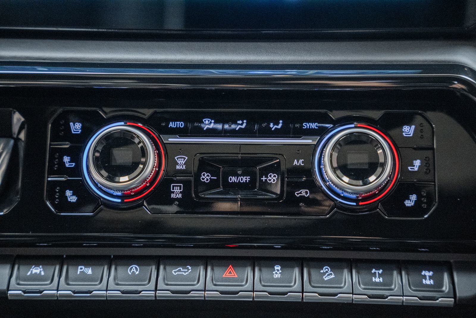 Used 2023 GMC Sierra 1500 AT4X image 31