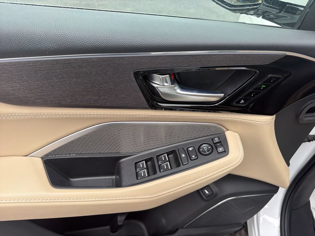 Used 2022 Acura MDX SH-AWD w/ Advance Package image 22