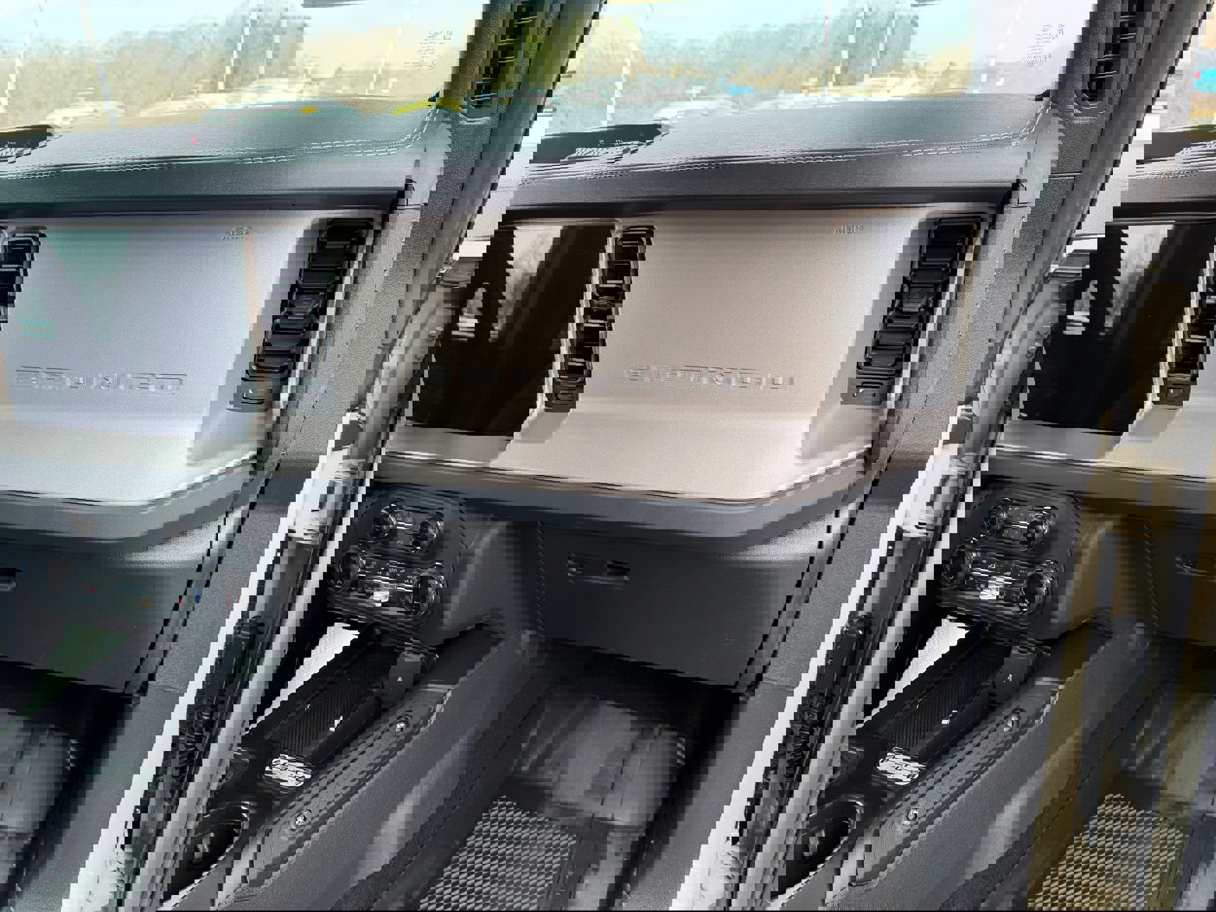 Certified 2025 Ford Bronco Outer Banks image 22