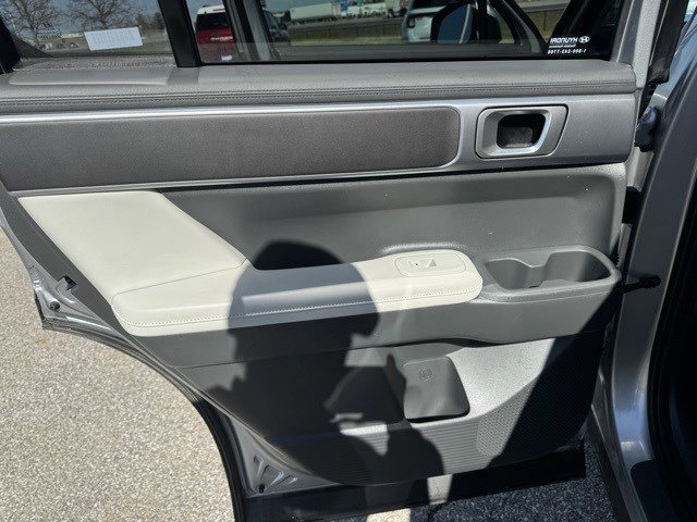 Used 2025 Hyundai Santa Fe SEL image 23