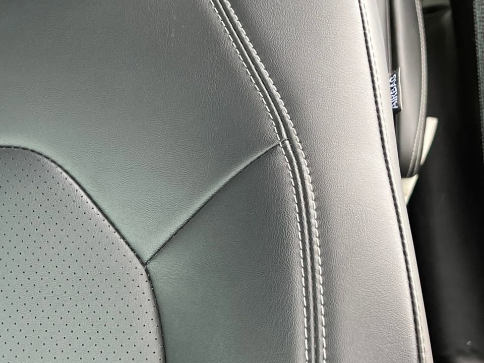 Used 2026 Chrysler Pacifica Select image 18