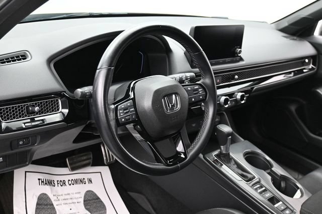 Used 2025 Honda Civic Sport image 16