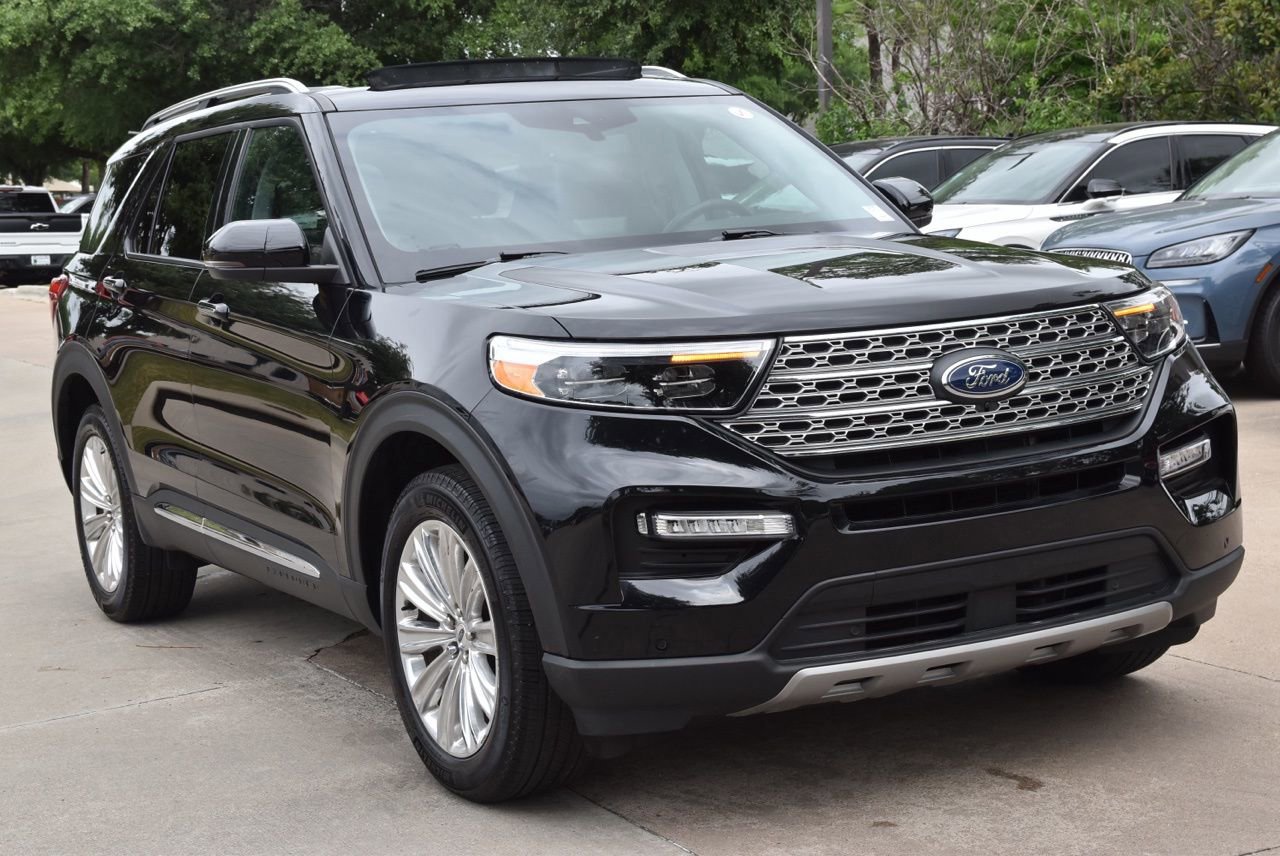 Certified 2024 Ford Explorer Limited w/ Limited Technology Package image 11