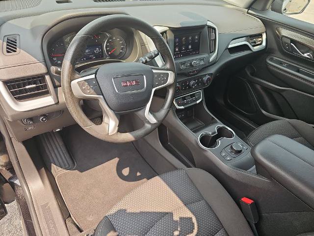 Used 2023 GMC Terrain SLE w/ Driver Convenience Package FWD image 15