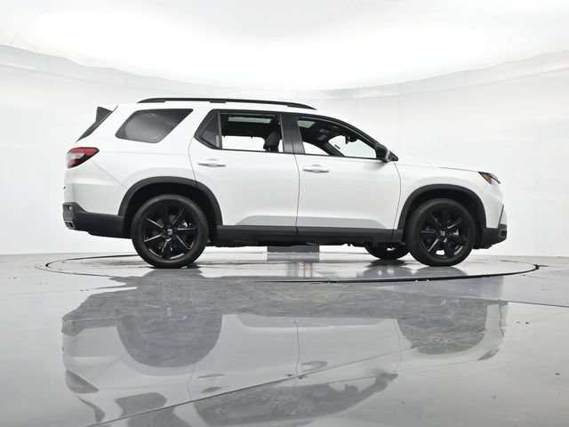 Used 2025 Honda Pilot Black Edition image 36