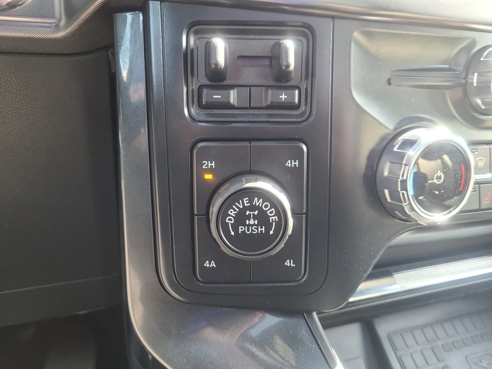 Certified 2022 Ford F150 Tremor w/ Equipment Group 402A High image 35