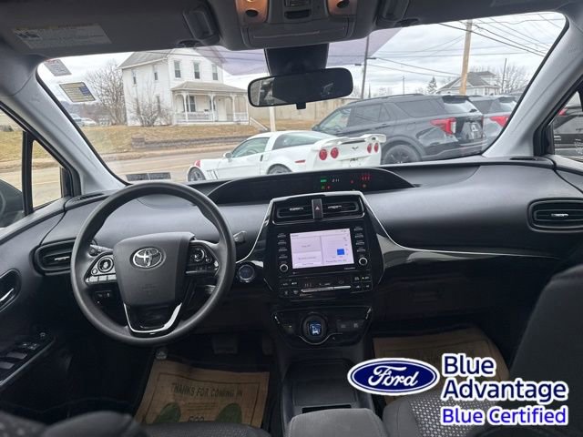 Used 2022 Toyota Prius LE AWD/4WD image 33