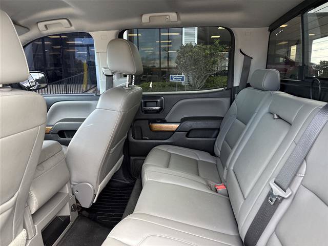 Used 2018 Chevrolet Silverado 1500 LTZ w/ Sport Package AWD/4WD image 5