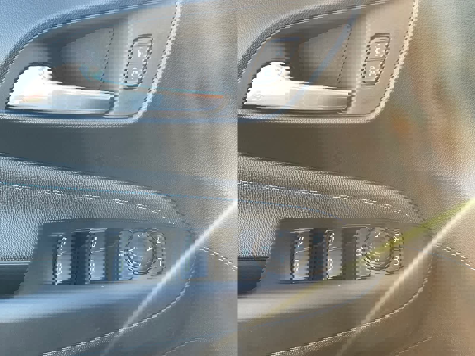 Used 2025 Buick Envista Sport Touring image 18