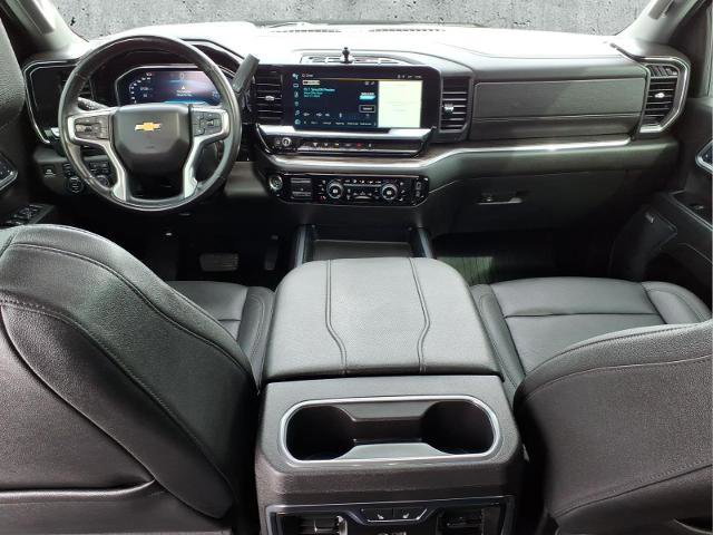 Used 2024 Chevrolet Silverado 3500 LTZ w/ LTZ Convenience Package image 15