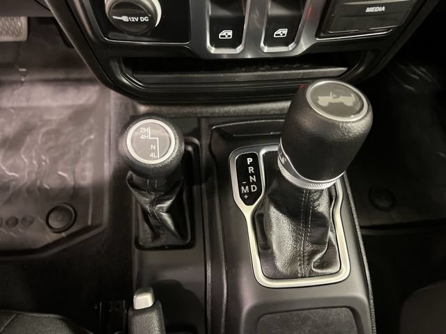 Used 2023 Jeep Wrangler Sport AWD/4WD image 12