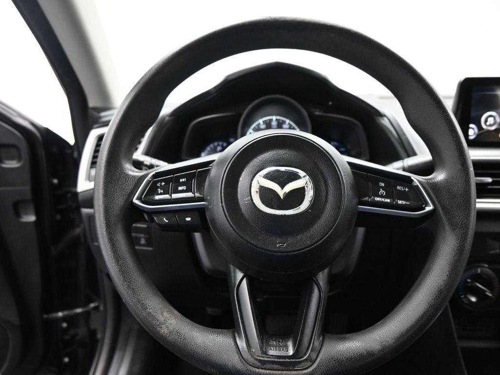 Used 2018 MAZDA MAZDA3 Sport image 40