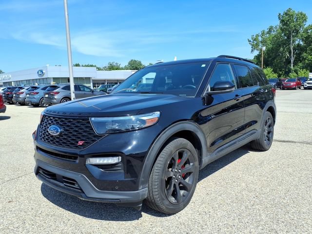Certified 2023 Ford Explorer ST w/ Equipment Group 401A AWD/4WD image 3