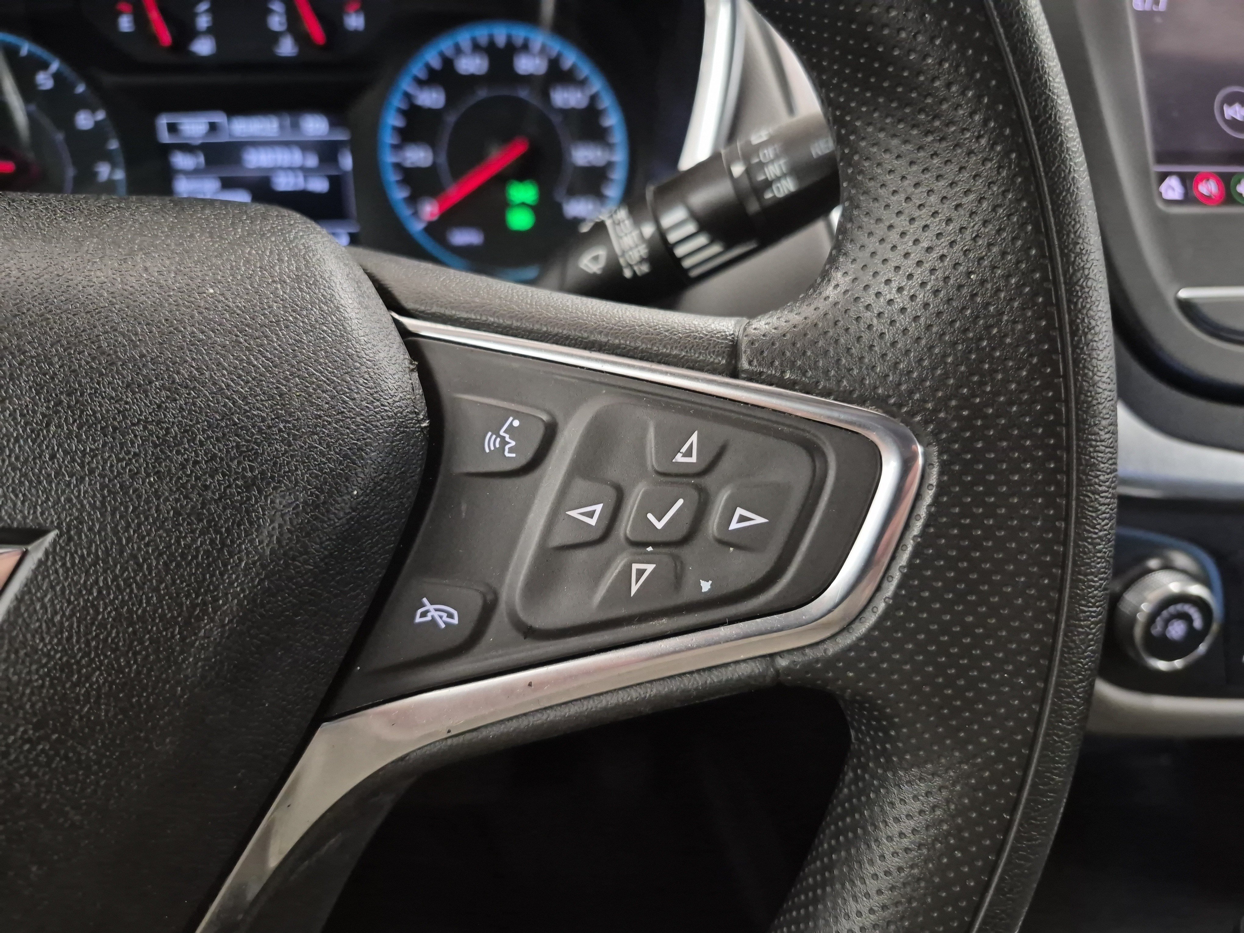 Used 2021 Chevrolet Equinox LS w/ LS Convenience Package FWD image 24