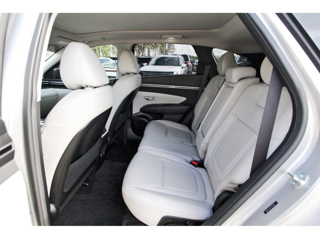 Used 2023 Hyundai Tucson Limited FWD image 10