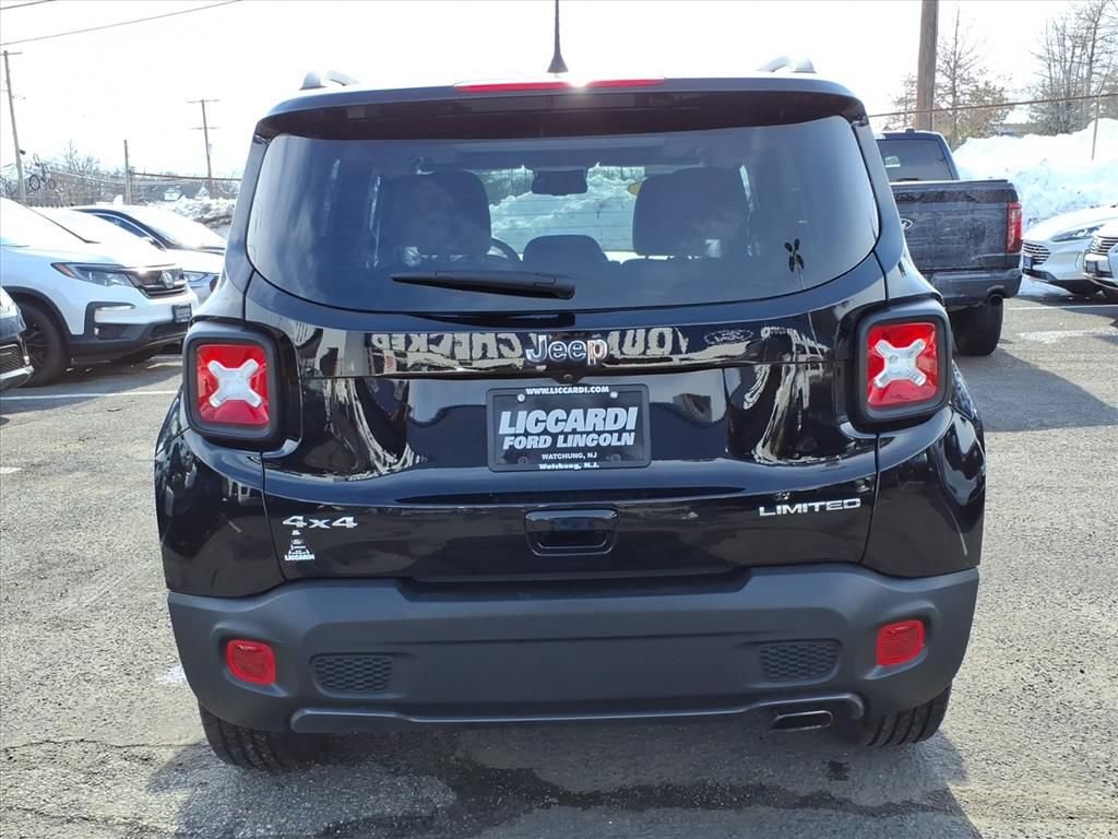 Used 2022 Jeep Renegade Limited w/ Sun, Sound & Wheels Group AWD/4WD image 5