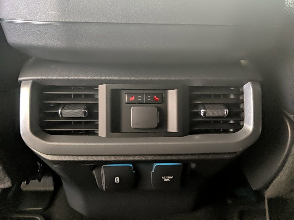 Certified 2023 Ford F150 Lariat w/ Equipment Group 502A High image 16