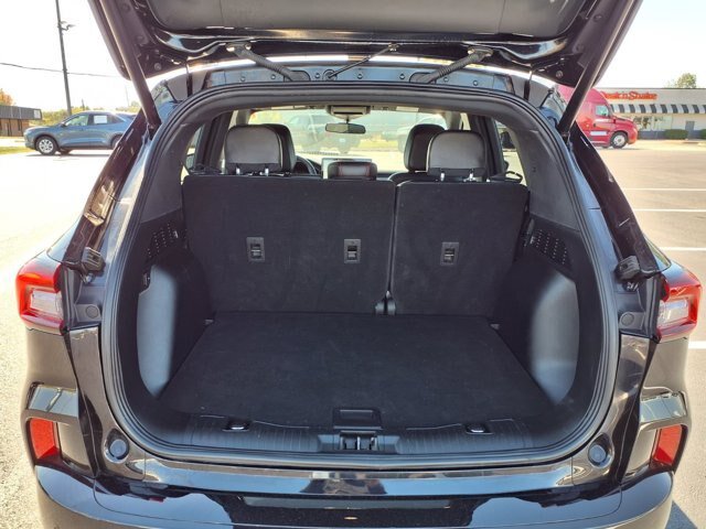 Certified 2023 Ford Escape ST-Line w/ Tech Pack #1 FWD image 26