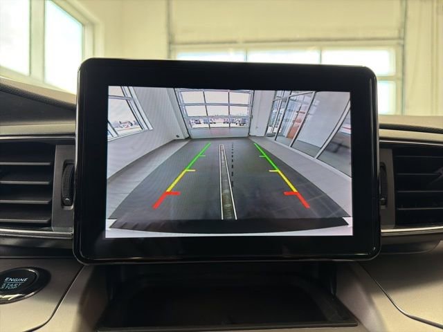 Certified 2022 Ford Explorer XLT w/ Equipment Group 202A image 24