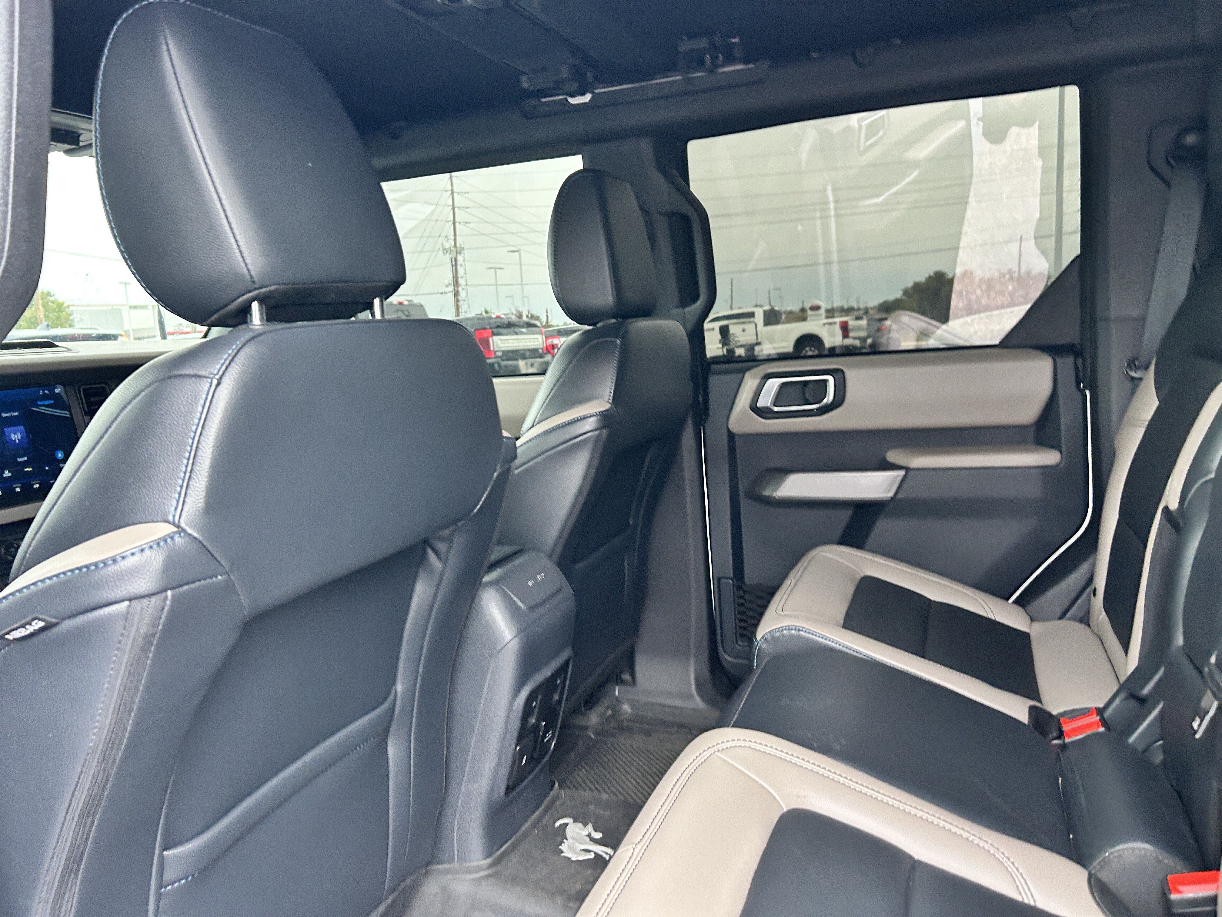 Certified 2023 Ford Bronco Wildtrak AWD/4WD image 11