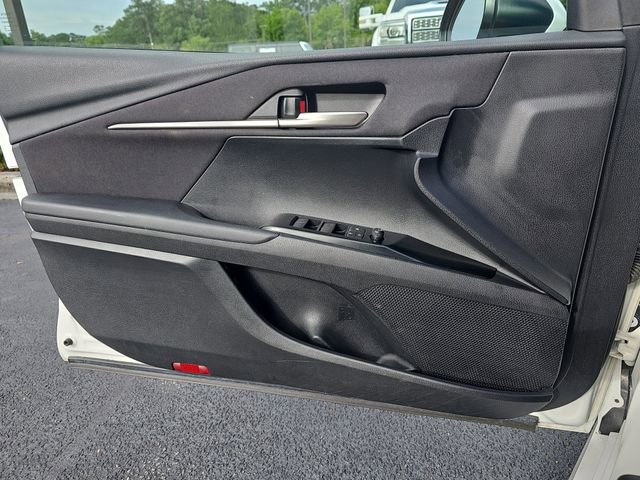 Used 2025 Toyota Camry LE FWD image 24