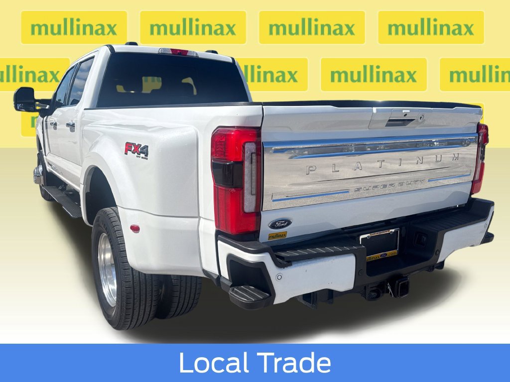 Certified 2024 Ford F350 Platinum w/ FX4 Off-Road Package AWD/4WD image 9