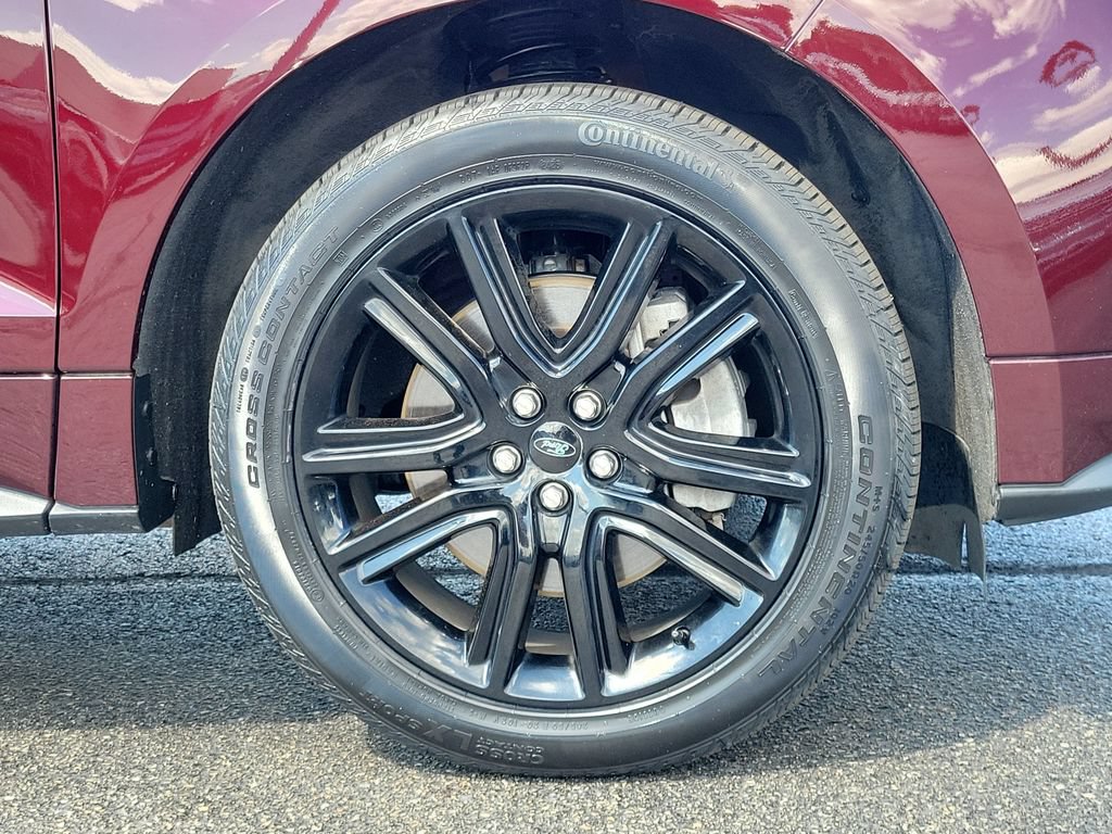 Certified 2024 Ford Edge ST-Line AWD/4WD image 9