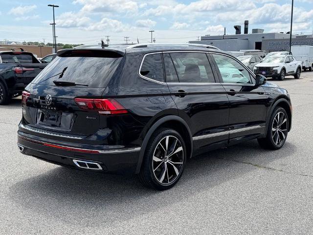 Used 2024 Volkswagen Tiguan SEL R-Line AWD/4WD image 11